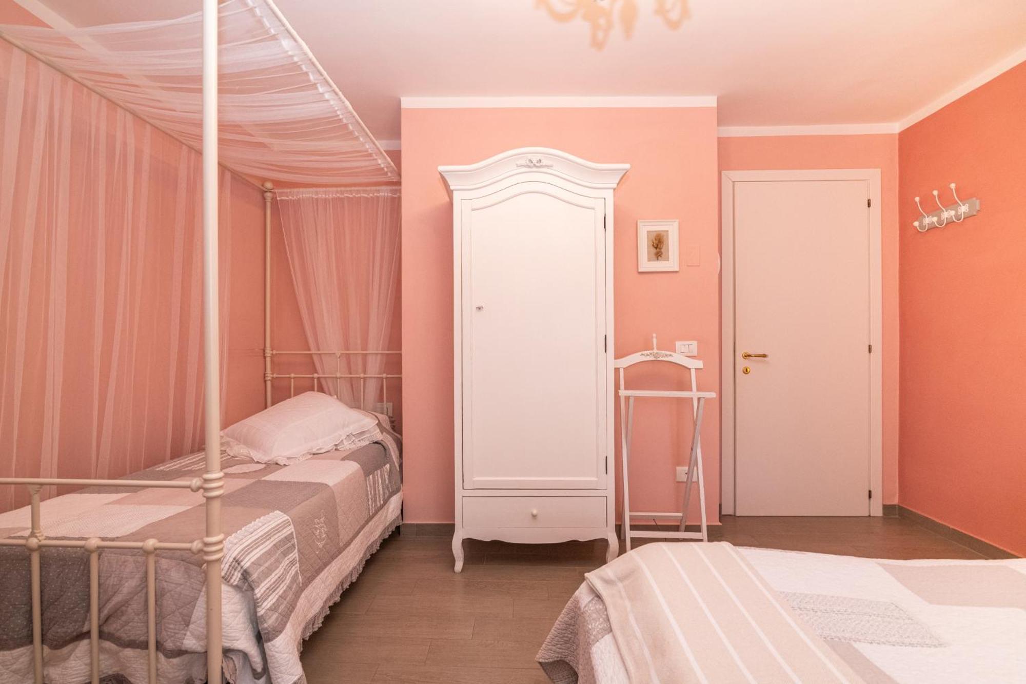 La Vecchia Tenenza B&B Città della Pieve Exteriör bild